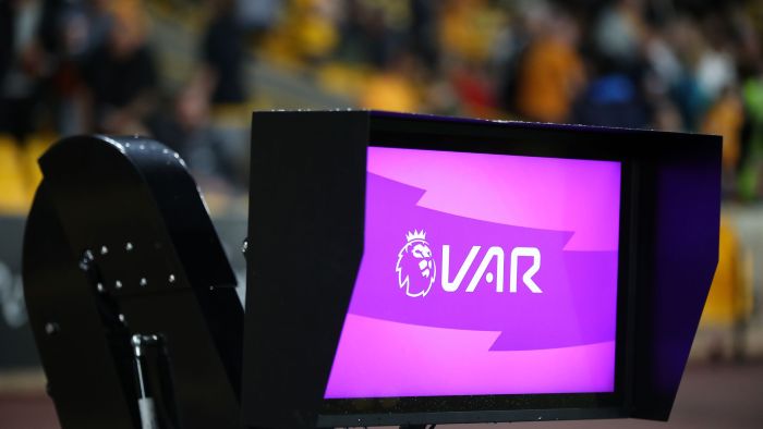 Inovasi Teknologi Di Lapangan: VAR Dan Analitik Data
