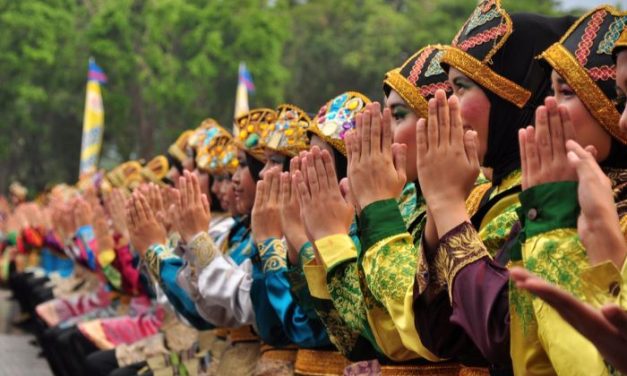 Peran Kebudayaan Dalam Kehidupan Masyarakat