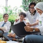 Perkembangan Dunia Digital Membawa Banyak Perubahan Positif