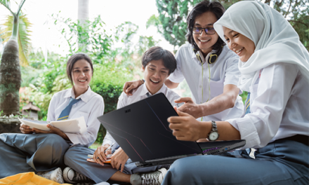 Perkembangan Dunia Digital Membawa Banyak Perubahan Positif