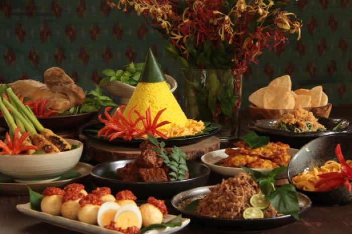 Kuliner Lokal Sebagai Identitas Budaya Indonesia